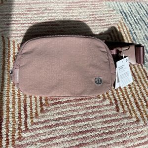 Lululemon Twilight Rose Belt Bag NWT